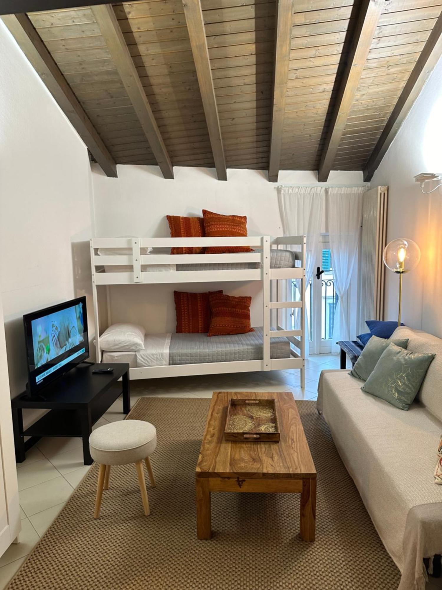 La Mansardina Di San Leonardo Apartman Bergamo Kültér fotó