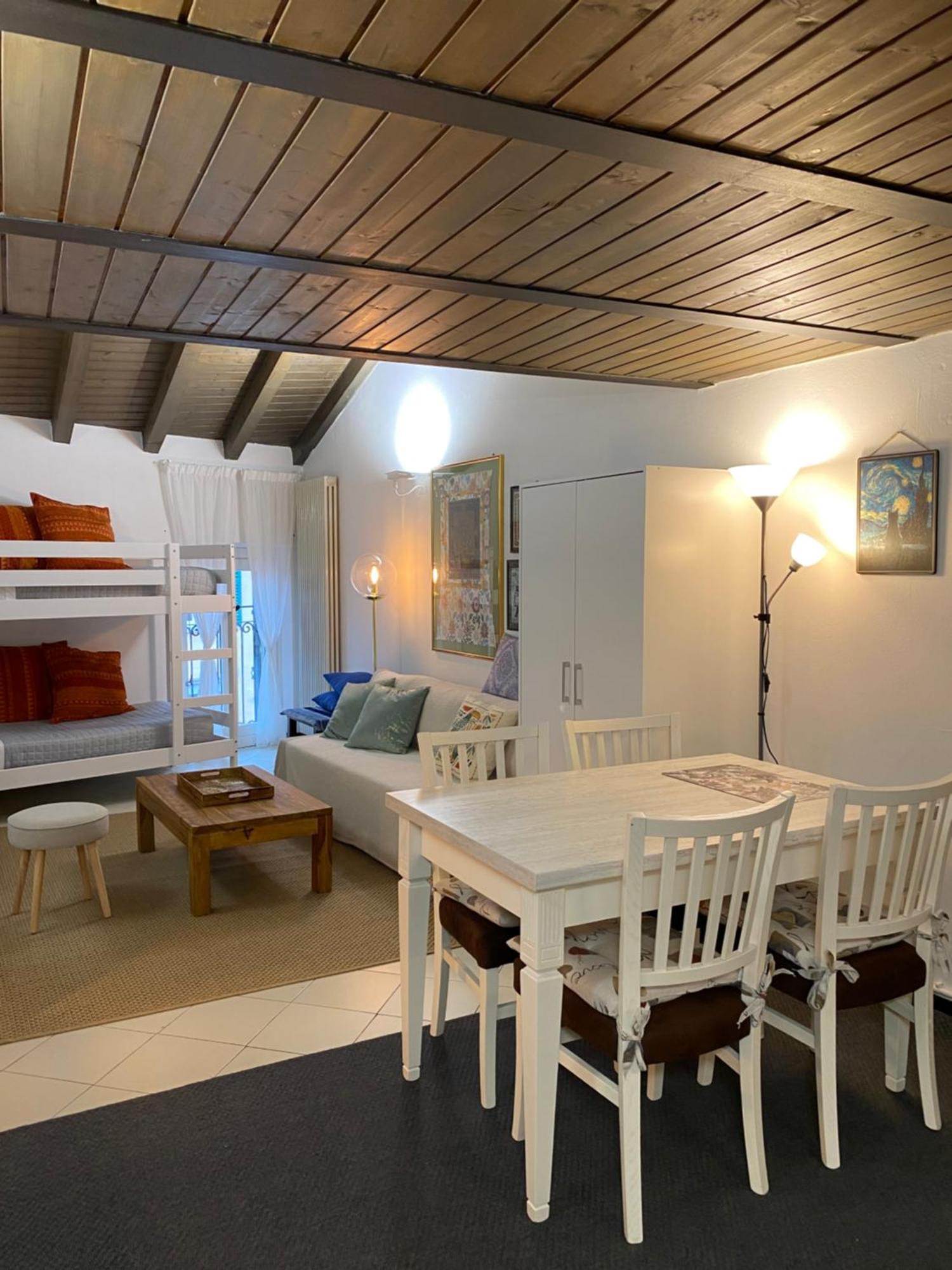 La Mansardina Di San Leonardo Apartman Bergamo Kültér fotó