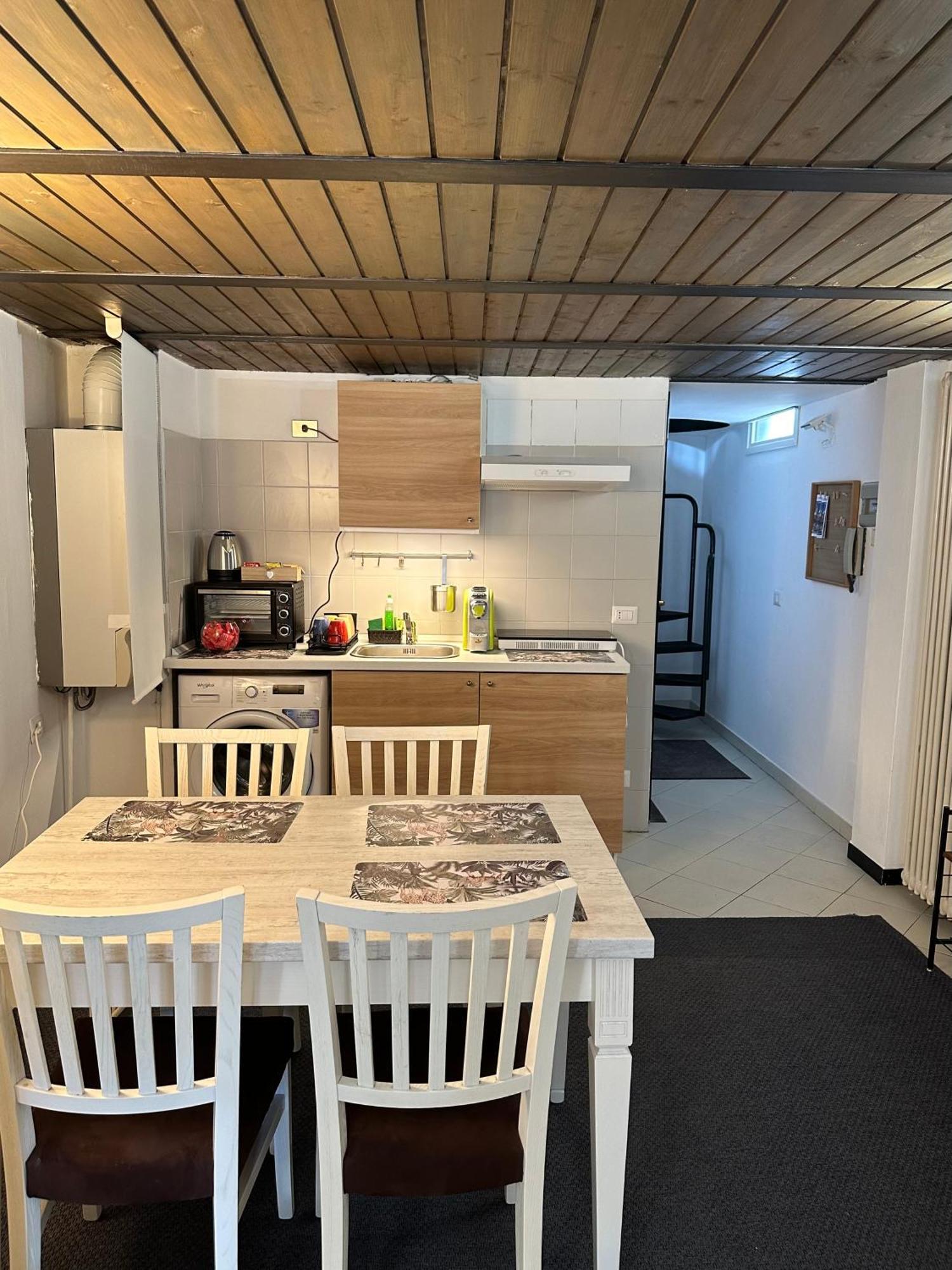 La Mansardina Di San Leonardo Apartman Bergamo Kültér fotó